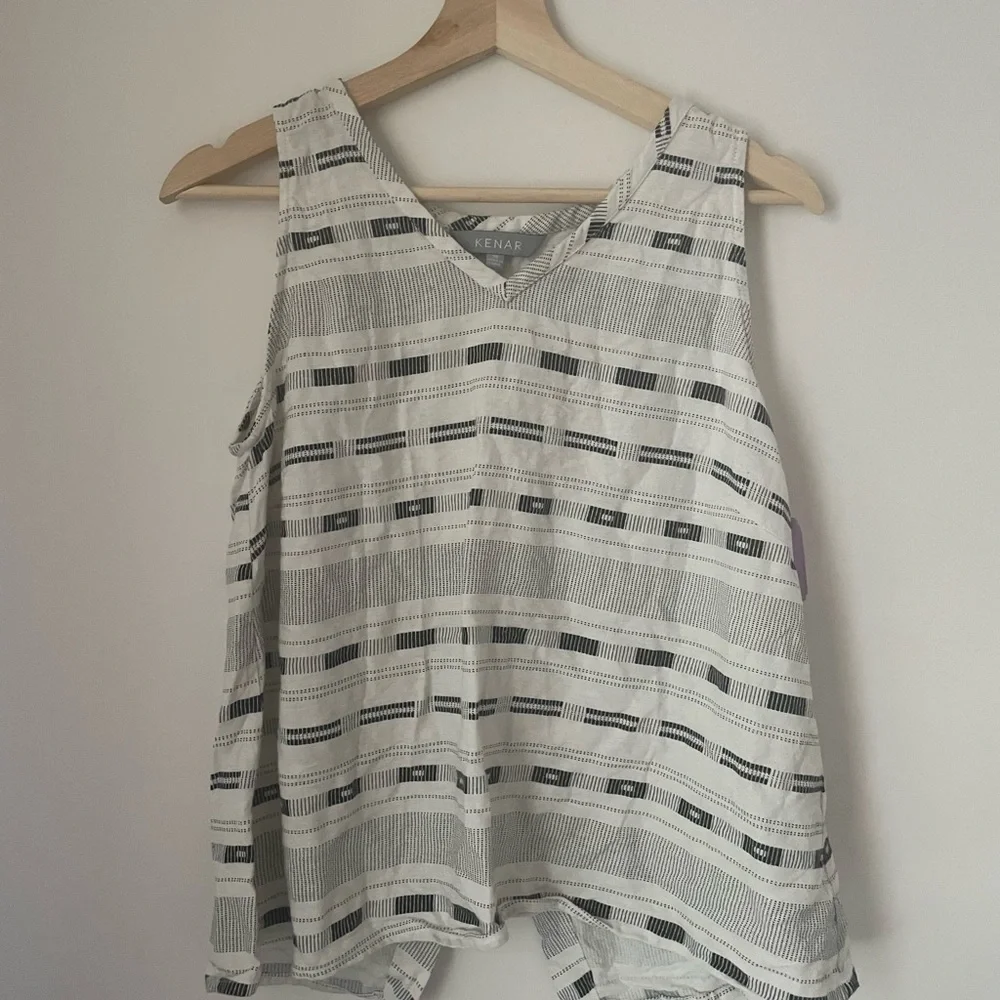 Linen tank - Picture 1 of 5